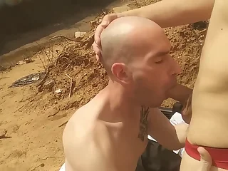 Israeli chip divide up guy I encountered on Pornhub porks my mouth and feeds me his pee